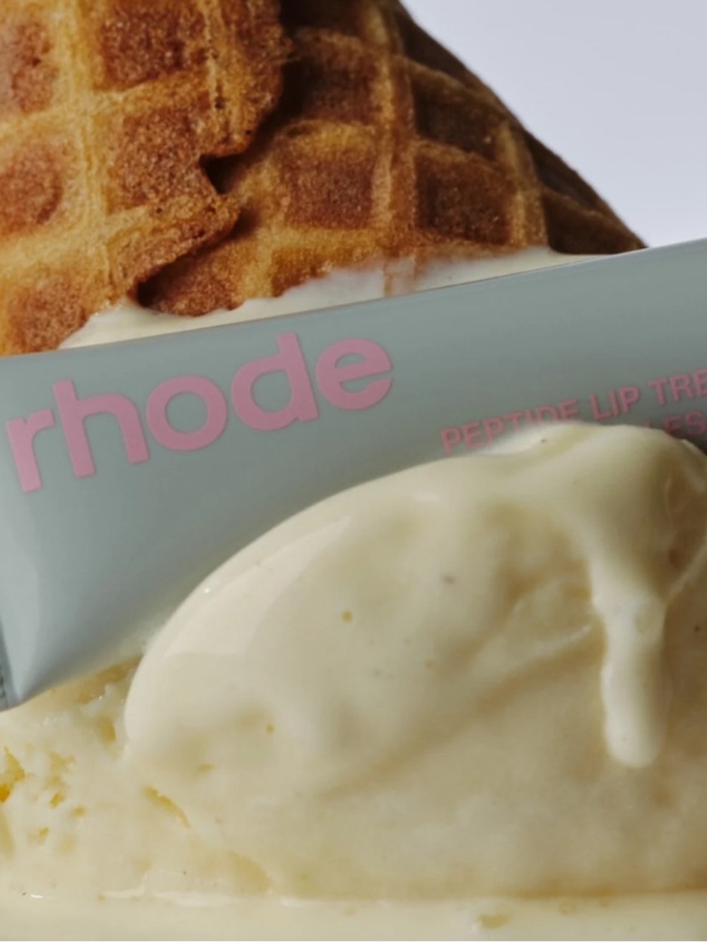 ⚡️❄️Rhode Peptide Lip Treatment Rhode Vanilla